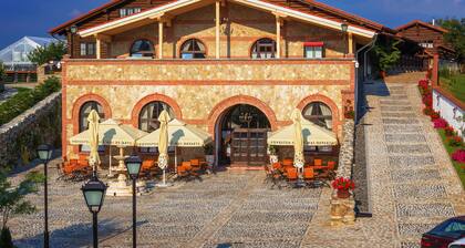 Conacul Maria Theresa