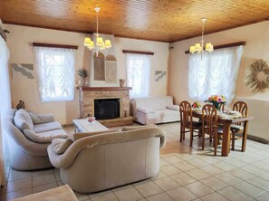 Deluxe Apartment, 2 Bedrooms | Living area | Flat-screen TV - Villa Karidia (Lefkada)