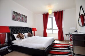 2 bedrooms, iron/ironing board, free cribs/infant beds, rollaway beds - Piks Key - Burj Residence (Dubai)