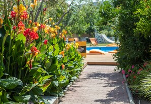 Garden - Urla Surf House (Urla)