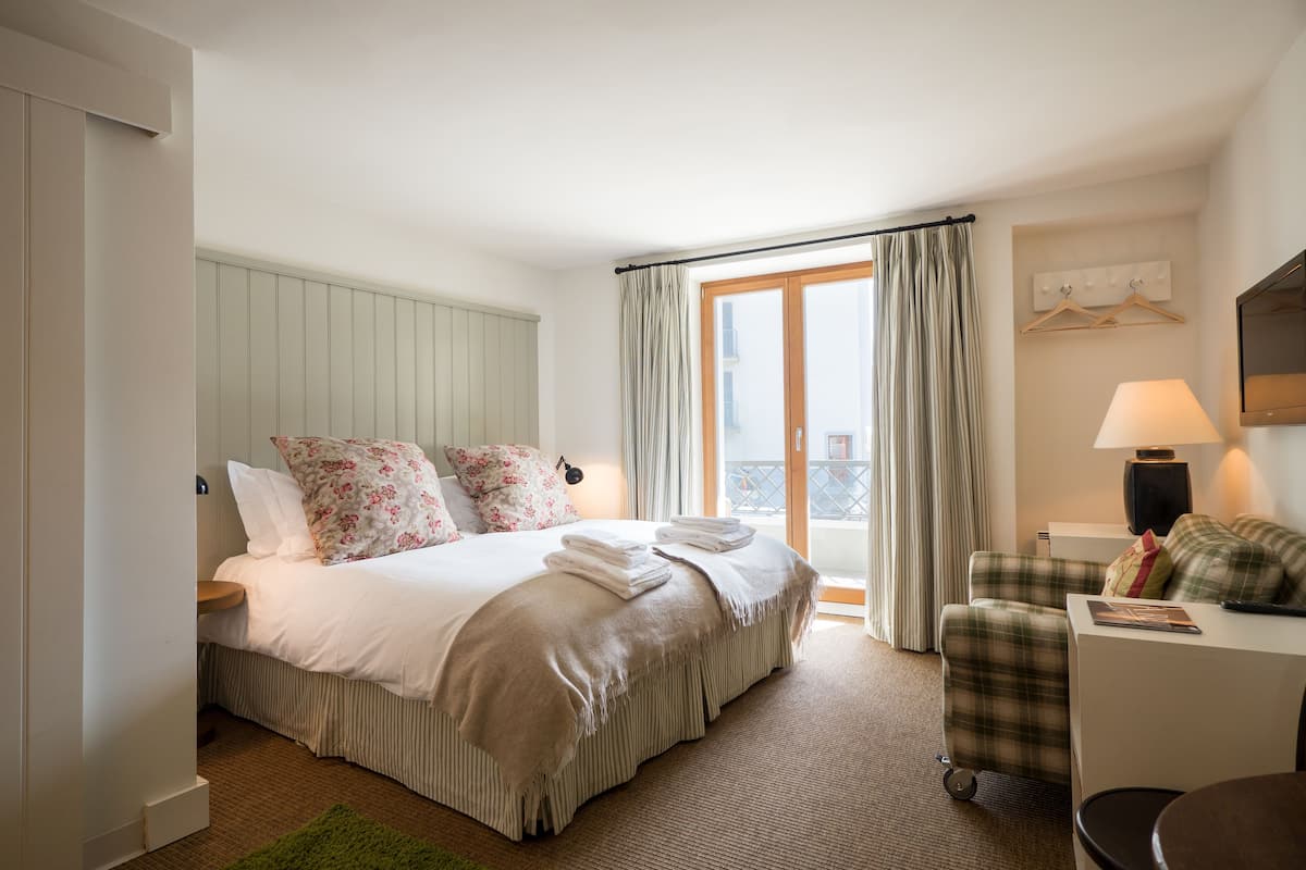 Apartment (Pocket Watch) | 1 bedroom, free WiFi, bed sheets