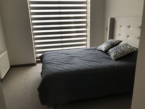 Family House, 3 Bedrooms, Private Bathroom | 3 bedrooms, bed sheets - Condominio Costa Pucon (Pucón)