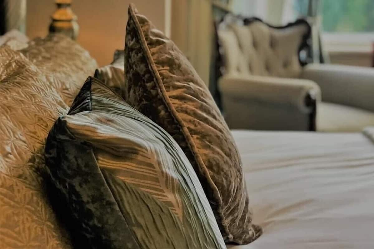 2 habitaciones, decoración personalizada y muebles diferentes