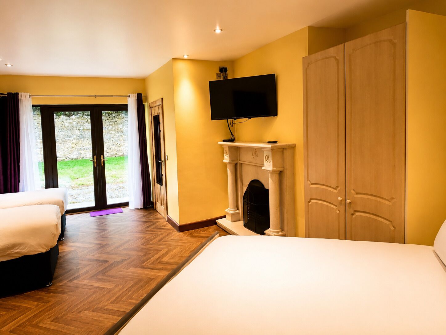 Business Quadruple Room