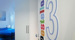 Quadruple Room, Private Bathroom | Minibar, soundproofing, free WiFi - Milano Ostello (Milan)