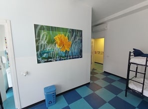Shared Dormitory, Women only | Minibar, soundproofing, free WiFi - Milano Ostello (Milan)