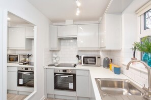 Private kitchen - Minsters Reach Holiday Apartments (York)