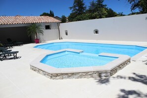 Outdoor pool, open 9 AM to 8 PM, sun loungers