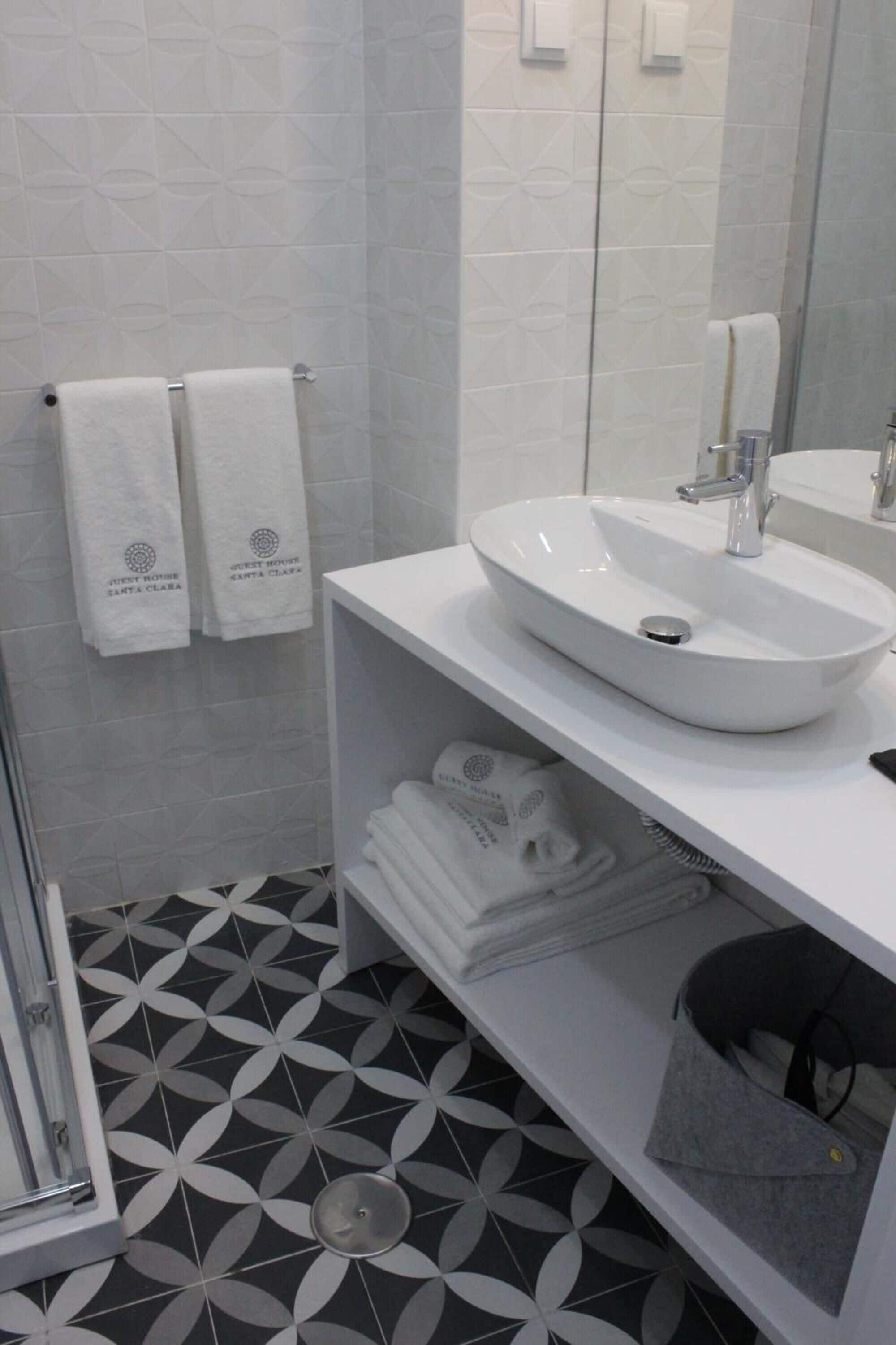 Photo - Guest House Santa Clara