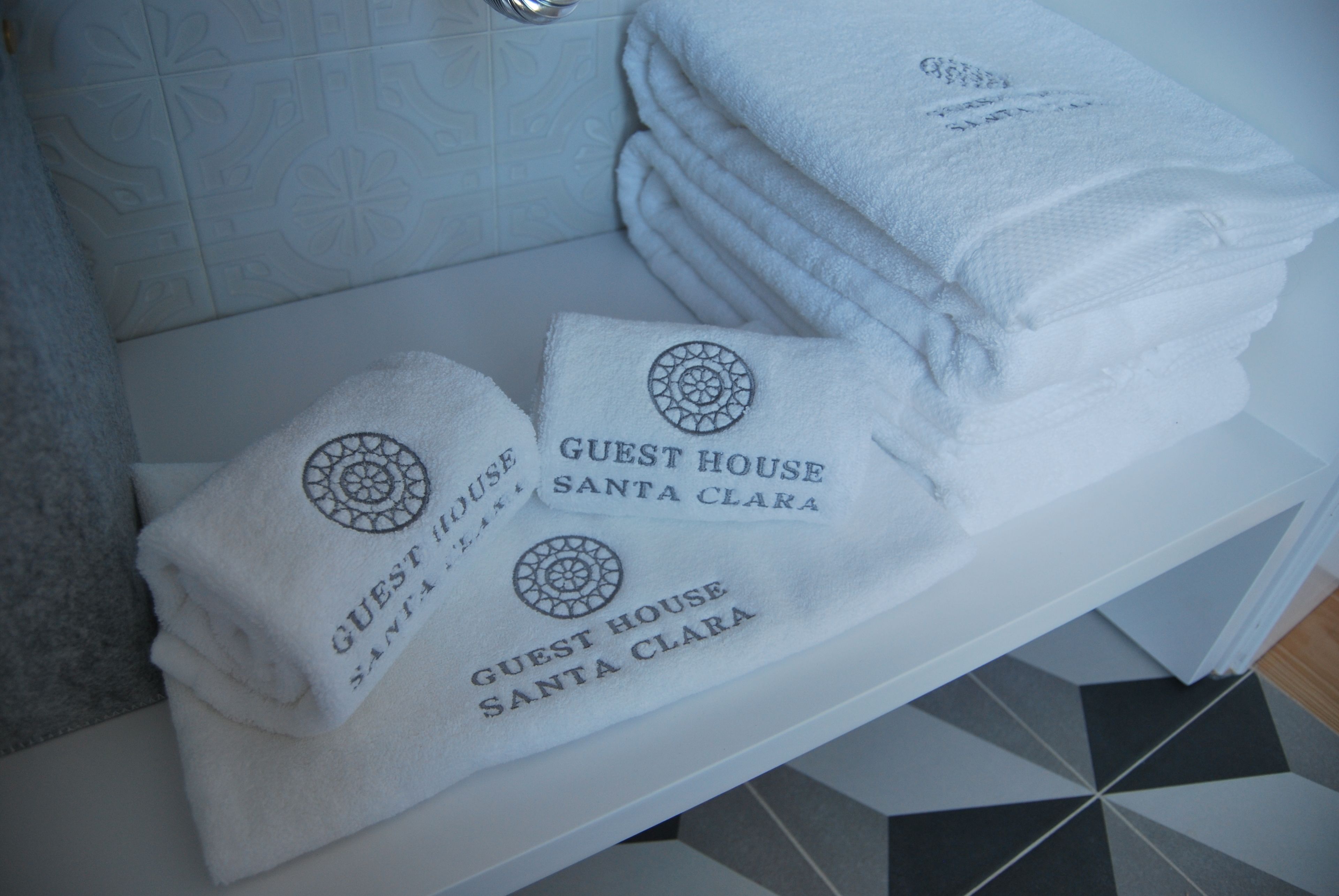 Photo - Guest House Santa Clara