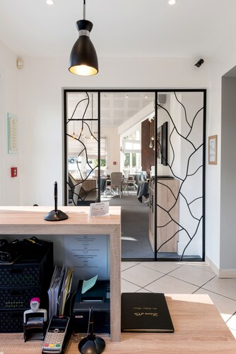 Logis Hôtel les Cèdres Bleus