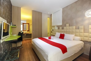 Free WiFi, bed sheets