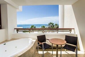 Preferred Club Junior Suite Vista al mar | Beach/ocean view - Secrets Playa Mujeres Golf & Spa Resort (Punta Sam)