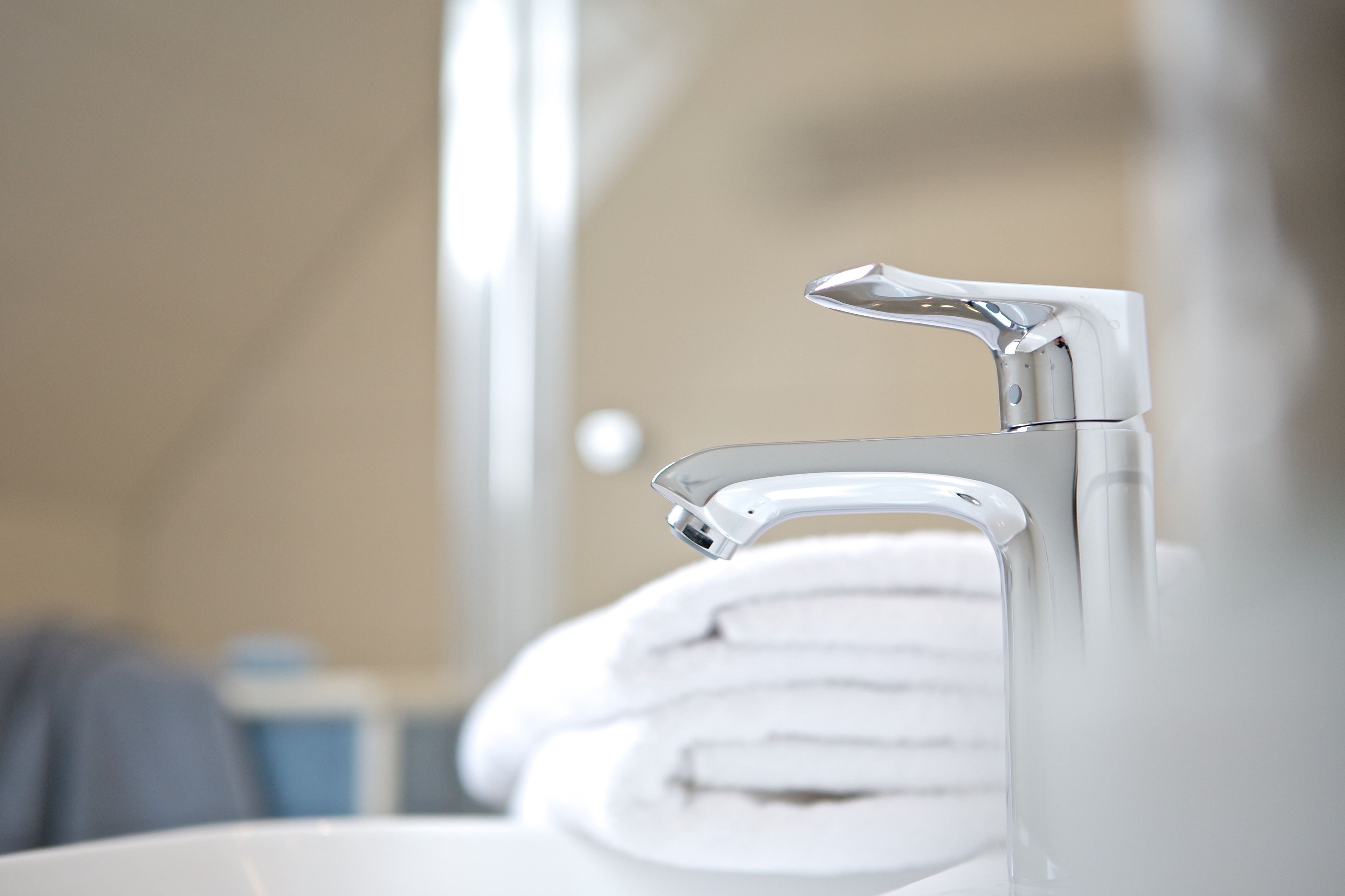 family room | bathroom sink