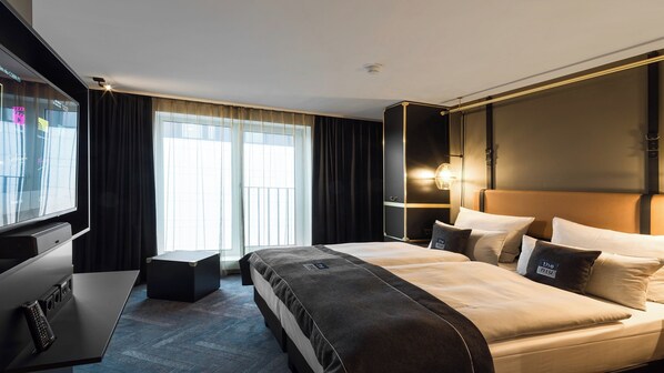 Tallelokero huoneessa, äänieristys, ilmaiset vauvansängyt, lisävuoteet