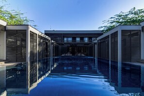 Exterior - 99 Surf Lodge (Tola)