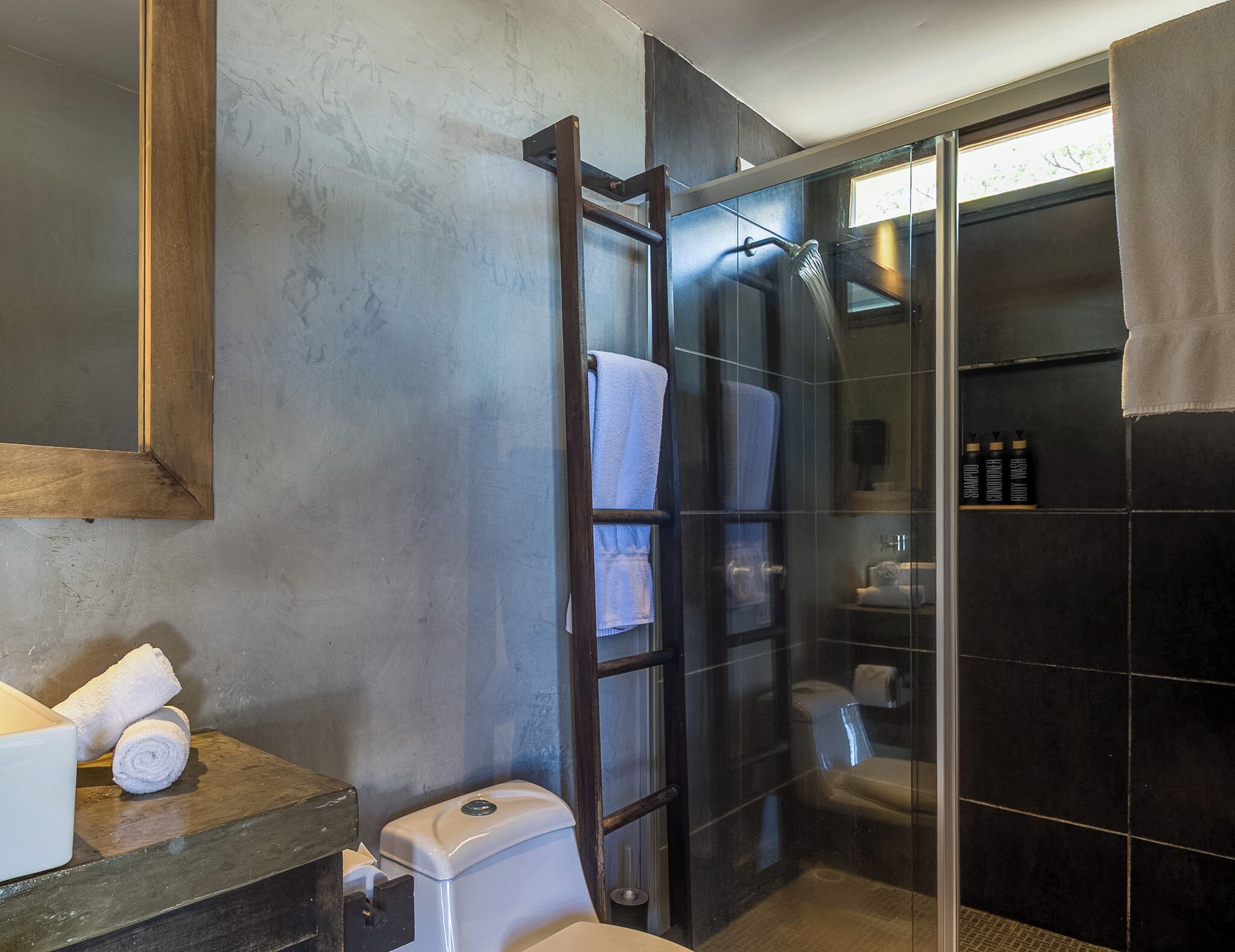 Comfort Room, Private Bathroom, Partial Ocean View | Bathroom | Shower, free toiletries, hair dryer, towels