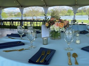 Outdoor wedding area - The B & B at Queenslake (Georgetown)