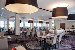 Breakfast, lunch and dinner served - Hotel Ambasador Premium (Lodz)