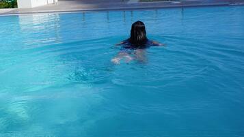 ุญู
ูุงู
 ุณุจุงุญุฉ ุฎุงุฑุฌู ู
ูุณู
ู