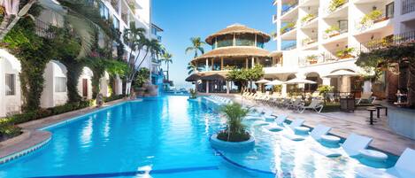 3 utendørsbassenger