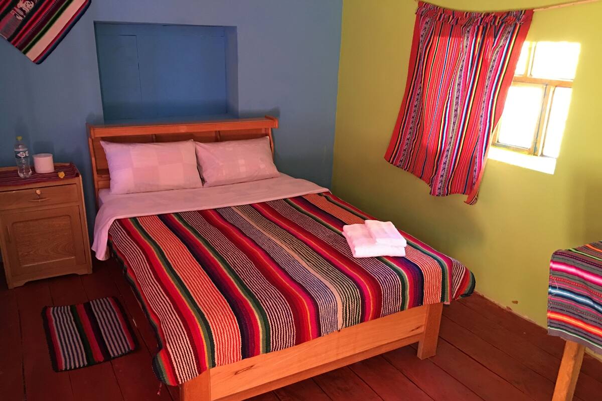 Twin Room, 2 Single Beds, Private Bathroom | 1 bedroom