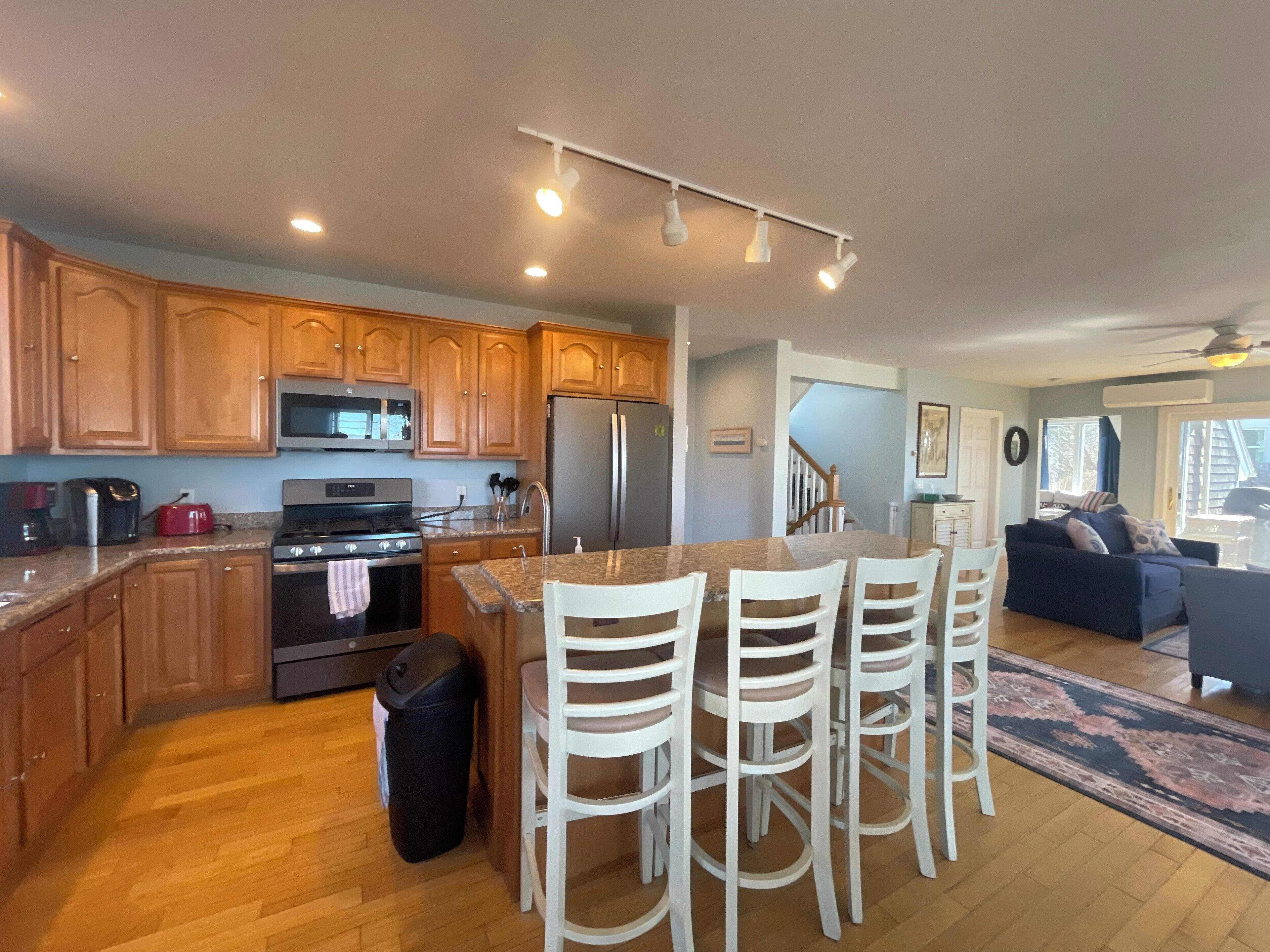 Large Private Kitchen