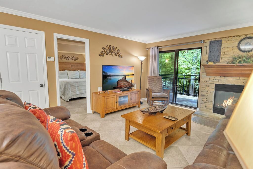 2 makuuhuonetta, silitysrauta/-lauta, ilmainen Wi-Fi, vuodevaatteet