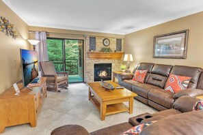 TV, fireplace, DVD player