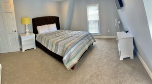 4 Schlafzimmer, Bügeleisen/Bügelbrett, WLAN, Bettwäsche