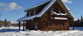 Price Drop!!!  Outland Meadows Cabin Near Yellowstone Park 