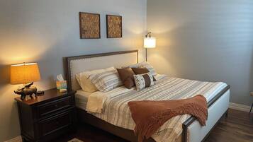 3 quartos, camas com colchões de espuma com sistema de memória