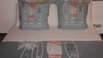 1 habitación, wifi gratis y ropa de cama