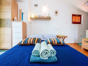 3 bedrooms, WiFi