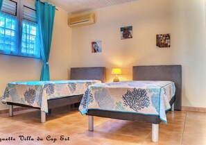 2 habitaciones, tabla de planchar con plancha, wifi y ropa de cama 