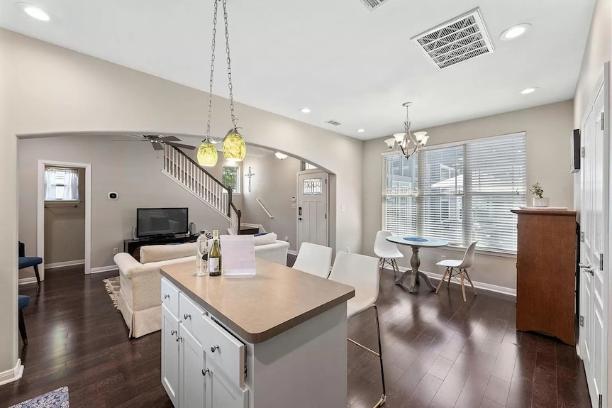 Top Rated Oasis In Prime South Congress Location And Close To Downtown - Austin, TX