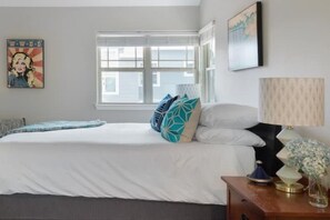 1 sovrum, skrivbord, strykjärn/strykbräda och gratis wi-fi