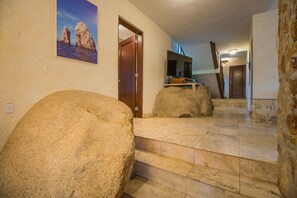 4 habitaciones y caja de seguridad en la habitación 