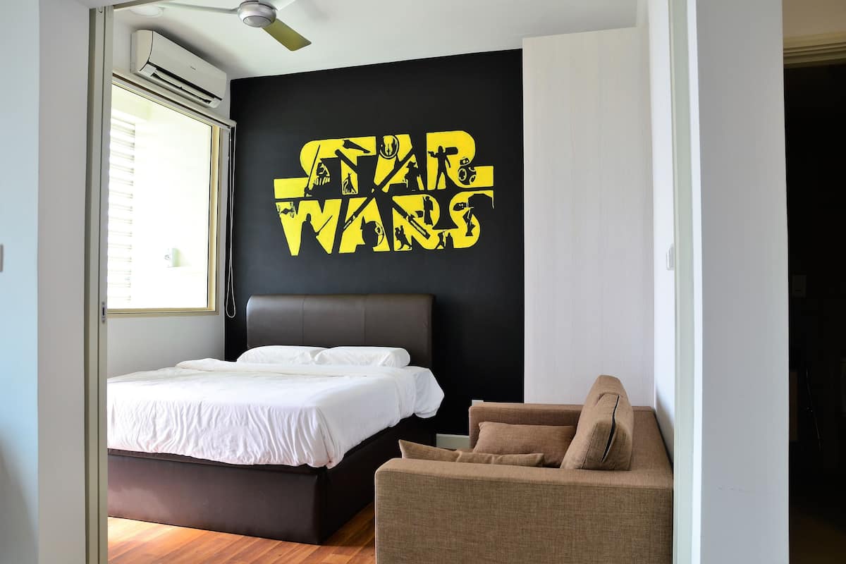 Iron/ironing board, rollaway beds, free WiFi, bed sheets