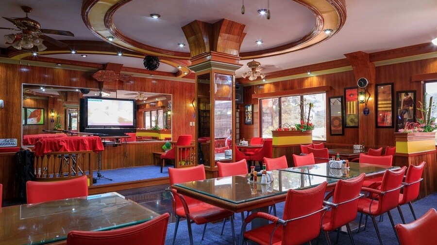 S & C Hotel Suites And Apartments