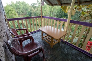Classic Room | Balcony - Fanush Resort (Bandarban)