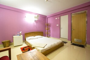 Deluxe Room - Fanush Resort (Bandarban)