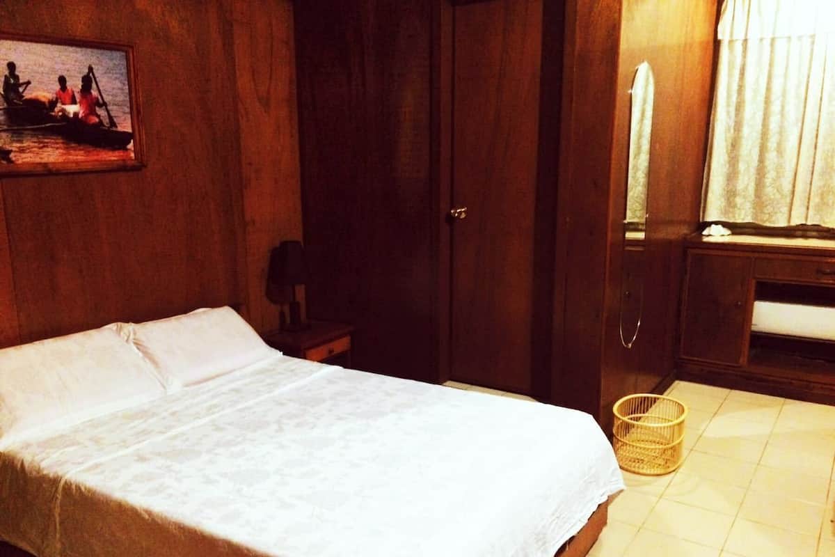 Standard Double Room | In-room safe, desk, free WiFi