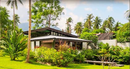 SomeWhere Else Boutique Resort