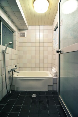 Ducha del cuarto de baño