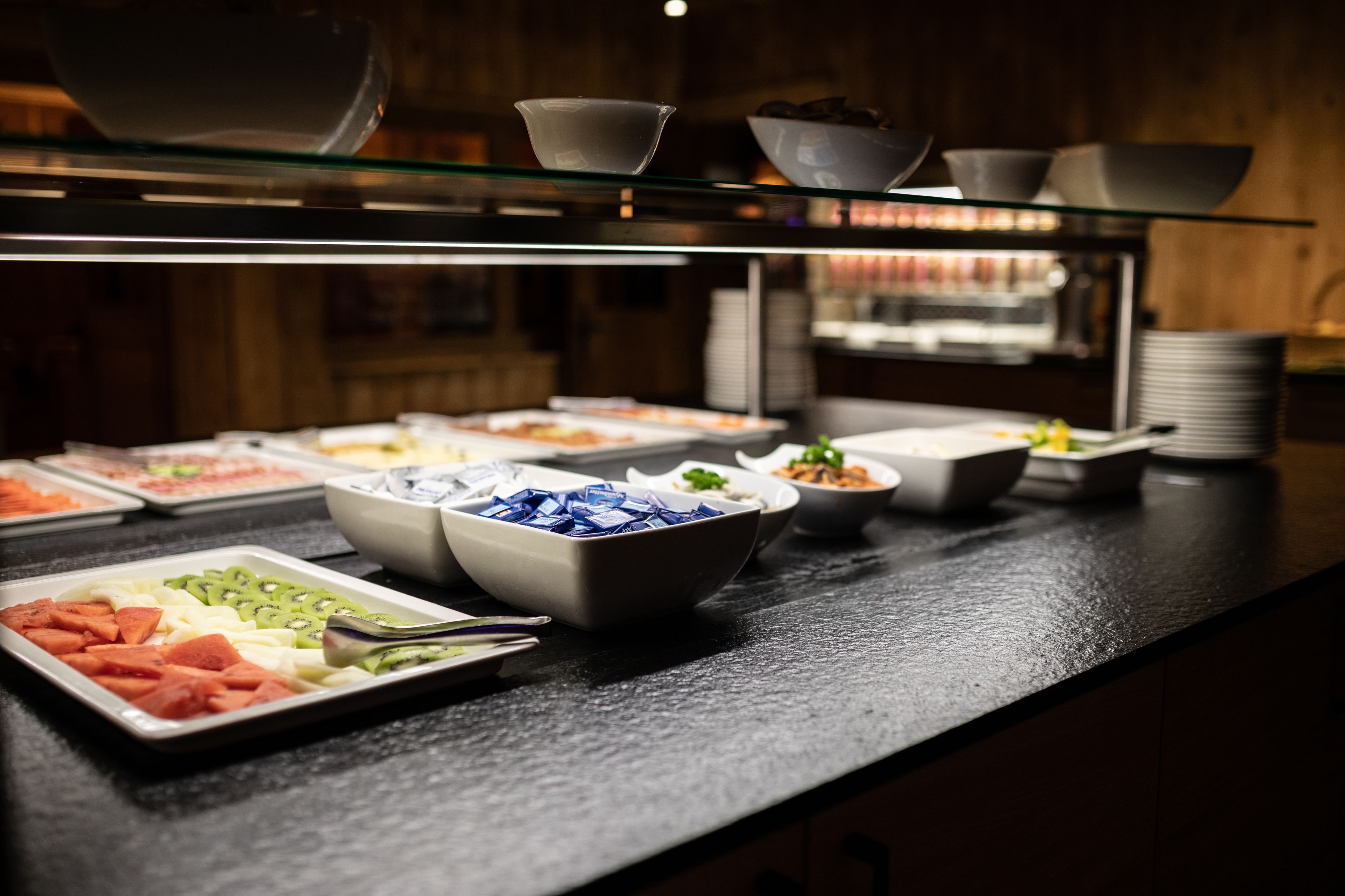 daily buffet breakfast (eur 24.90 per person)