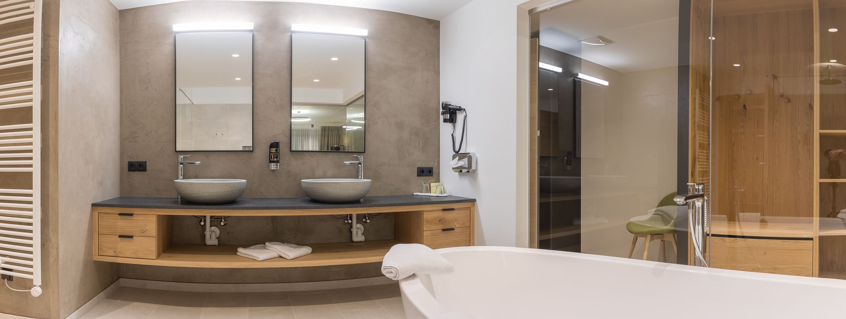 deluxe penthouse, sauna | bathroom | shower, hair dryer, bathrobes, slippers