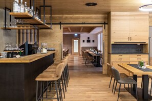 Restaurant - KOSIS Sports Lifestyle Hotel (Fuegen)