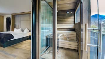 Penthouse Deluxe, sauna | Ropa de cama hipoalergénica y caja de seguridad en la habitación
