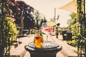 Front of property - Bentley Brook Inn (Ashbourne)